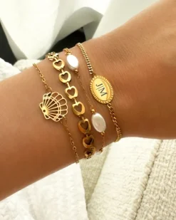 Finaste Amour armband goudkleurig Hot