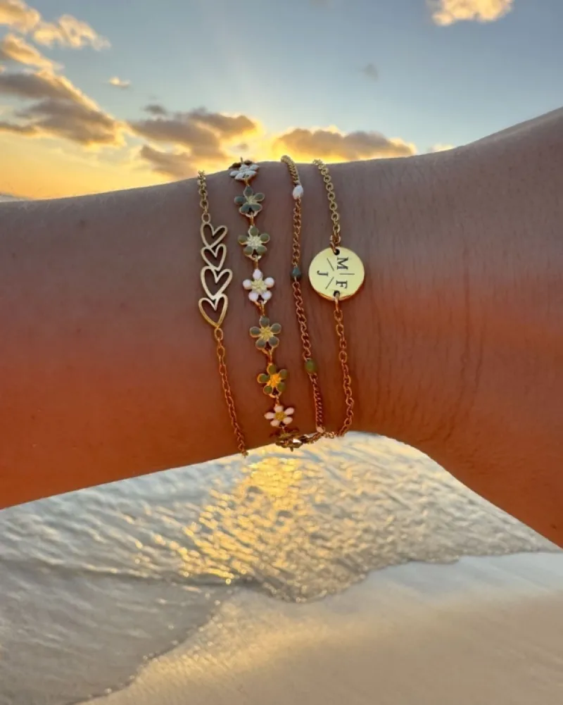 Finaste Armband 3 initialen met mini muntje goud kleurig Sale