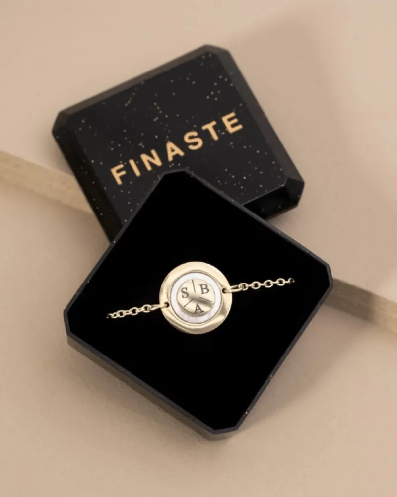 Finaste Armband 3 initials luxury Fashion
