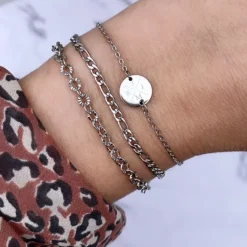 Finaste Armband 4 letters met mini coin Best