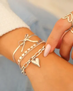 Finaste Armband little hearts Discount