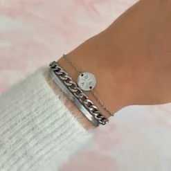 Finaste Armband Met Drie Letters Fashion
