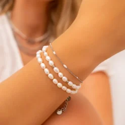 Finaste Armband Met Witte Bolletjes Sale
