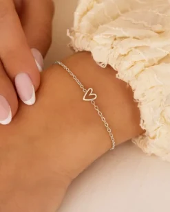 Finaste Armband one love heart Best