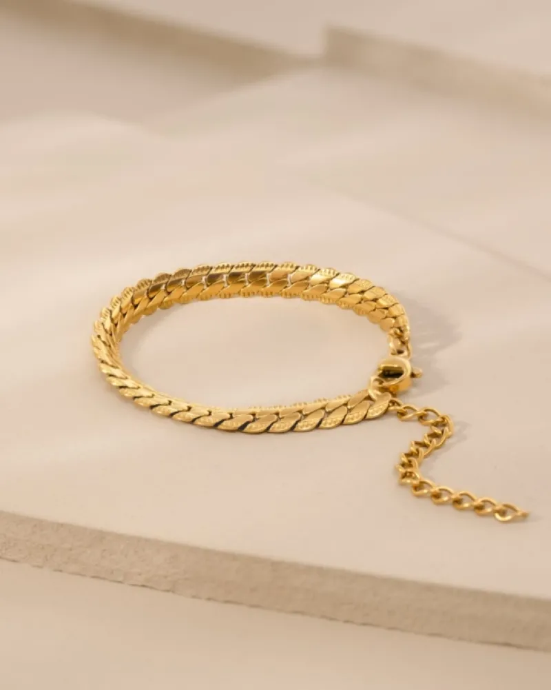 Finaste Armband platte chain vintage goudkleurig Best