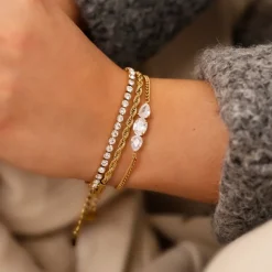 Finaste Armband triple crystals goldplated Best