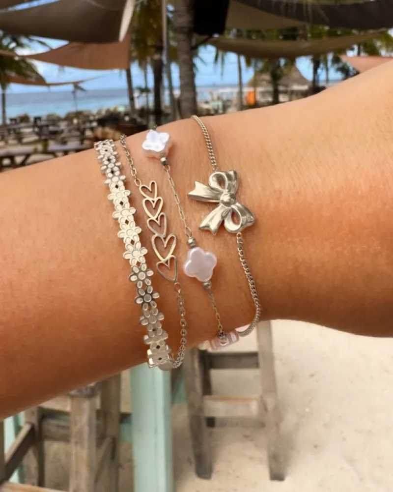 Finaste Bangle met bloemetjes Hot