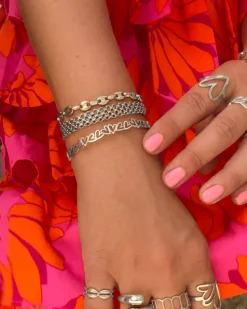 Finaste Bangle open hearts Online