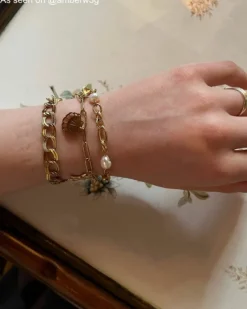 Finaste Bedelarmband met schelpjes goudkleurig Hot