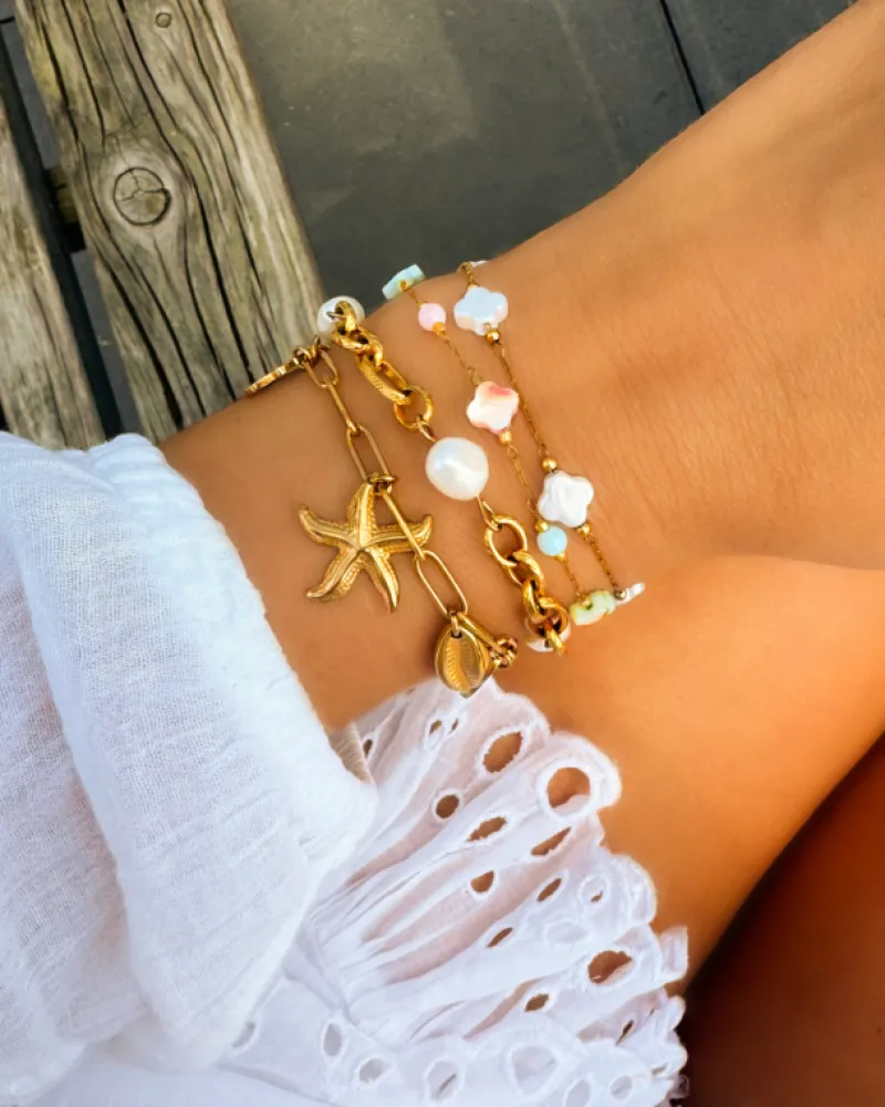 Finaste Bedelarmband met schelpjes goudkleurig Hot