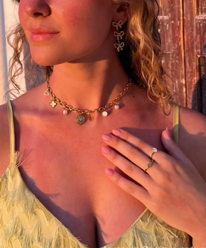 Finaste Bestselling charm necklace goldplated Best