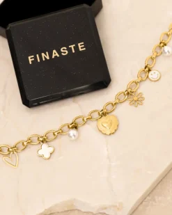 Finaste Bestselling charm necklace goldplated Best