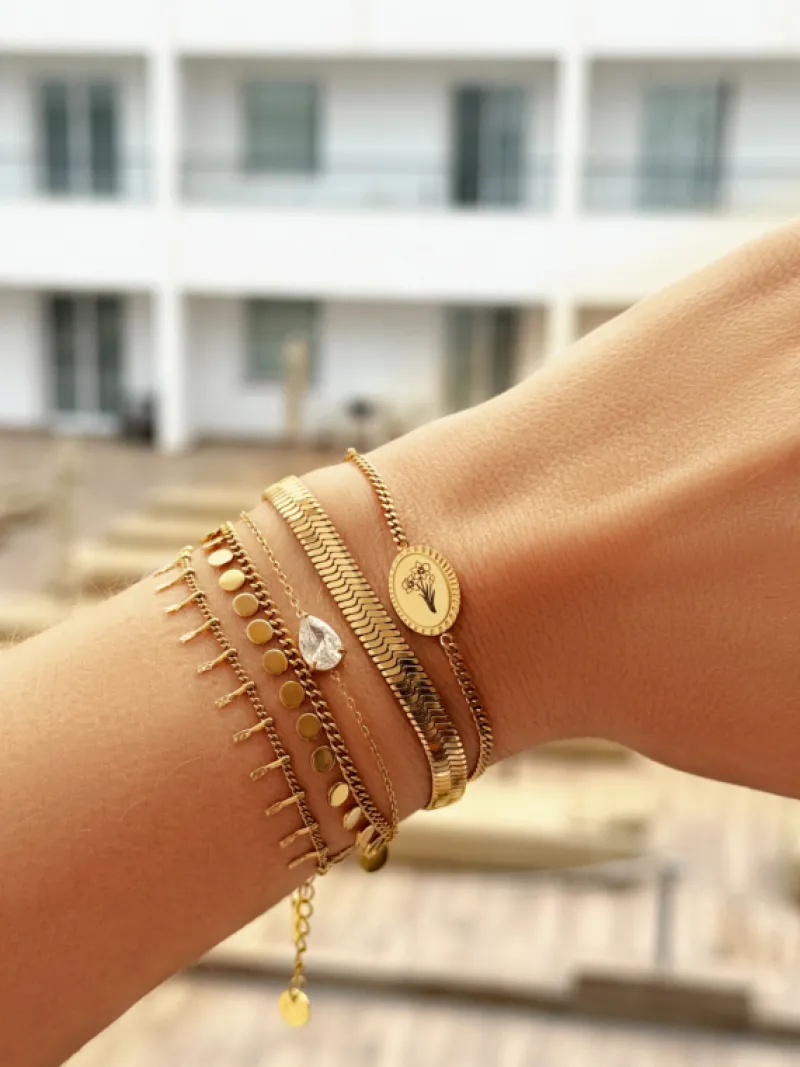 Finaste Birth flower armband met jouw gravering goudkleurig Hot