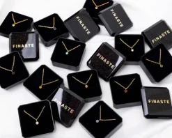 Finaste Birthstone Ketting Goudkleurig Outlet