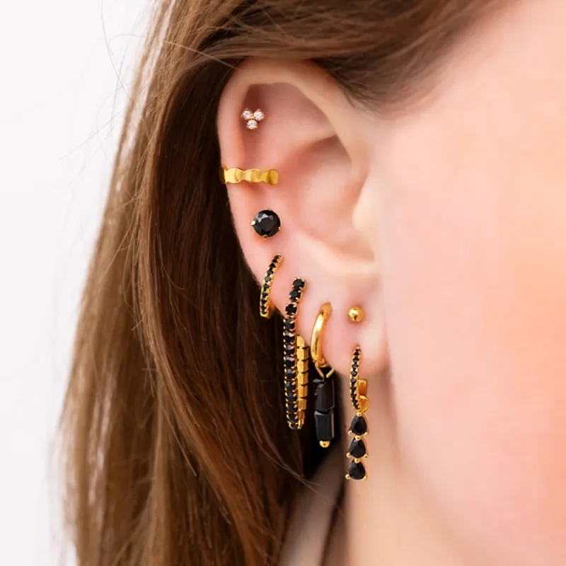 Finaste Black stone earrings goldplated Discount