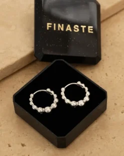 Finaste Boho oorringetjes dots Outlet
