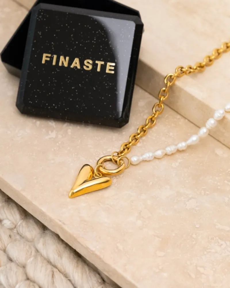 Finaste Chain & pearl ketting met hartje goudkleurig New