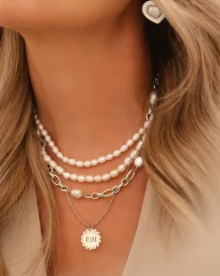 Finaste Chain and pearl necklace Online