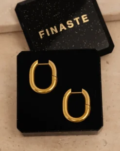 Finaste Chunky oval hoop earrings goldplated New