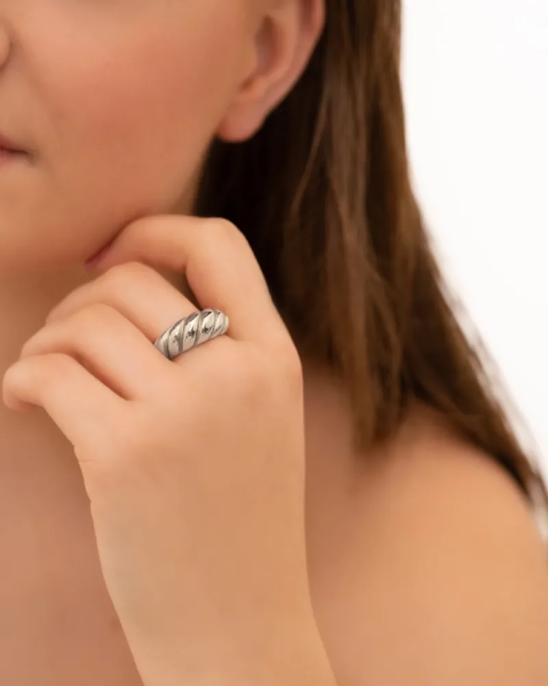 Finaste Chunky ring croissant Sale