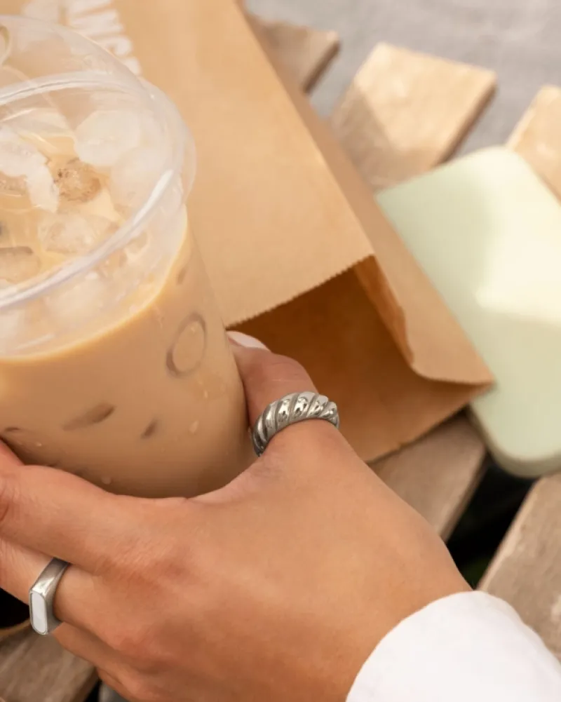 Finaste Chunky ring croissant Sale