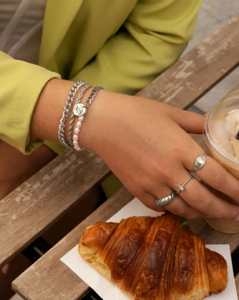 Finaste Chunky ring croissant Sale