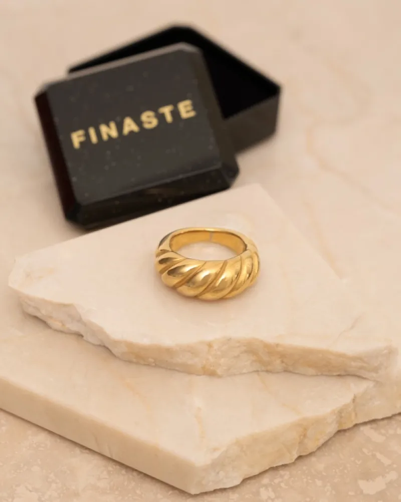 Finaste Chunky ring croissant goud kleurig New