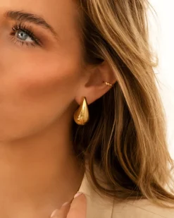 Finaste Chunky teardrop oorbellen goudkleurig Clearance