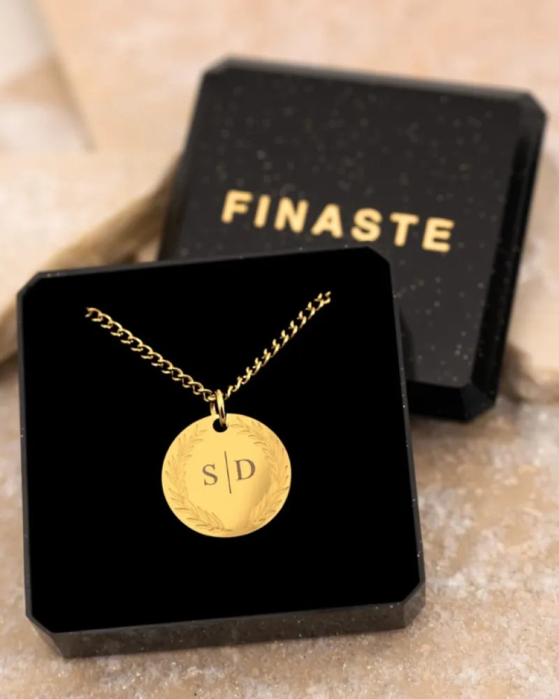 Finaste Coin necklace 2 initials goldplated Outlet