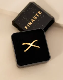 Finaste Cross-over ring goudkleurig Discount