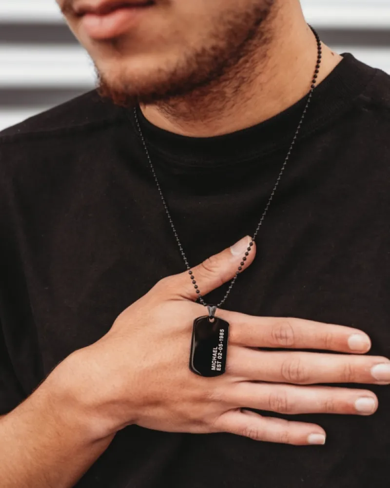 Finaste Dog tag ketting met naam en datum zwart New