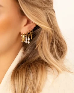 Finaste Ear cuff hartjes goudkleurig Best