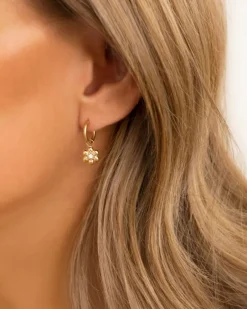 Finaste Earrings Daisy Pearl goldplated Best