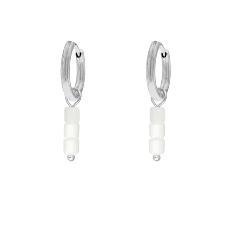 Finaste Earrings little white shells New
