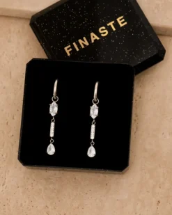 Finaste Exclusive crystal drops earrings Clearance