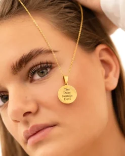 Finaste Familie naamketting goud kleurig Clearance