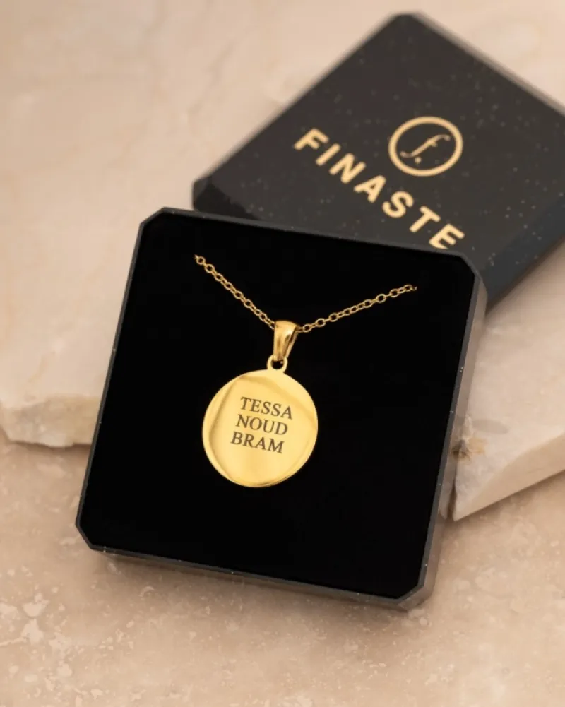Finaste Familie naamketting goud kleurig Clearance