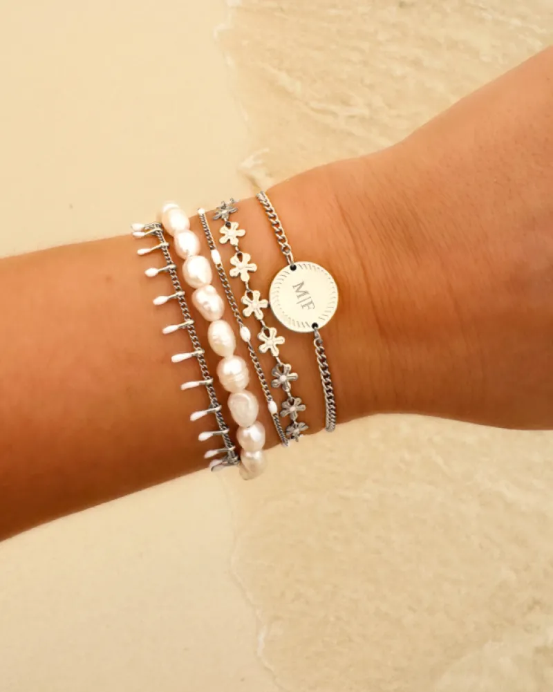 Finaste Flower Bracelet Sale