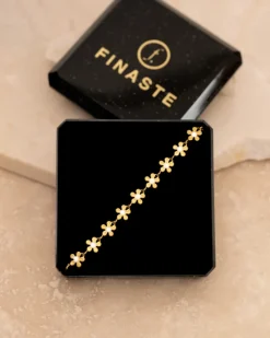 Finaste Flower Bracelet Goudkleurig Hot