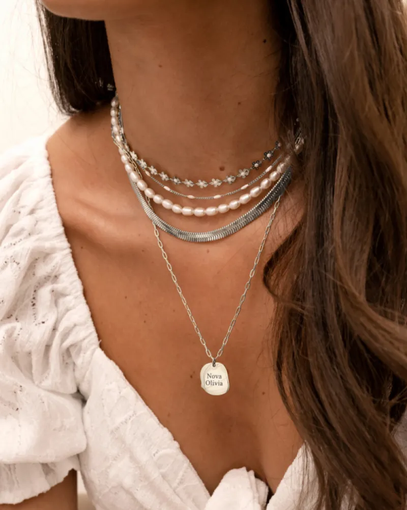 Finaste Flower Necklace Best