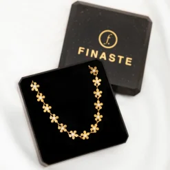 Finaste Flower Necklace Goudkleurig Hot