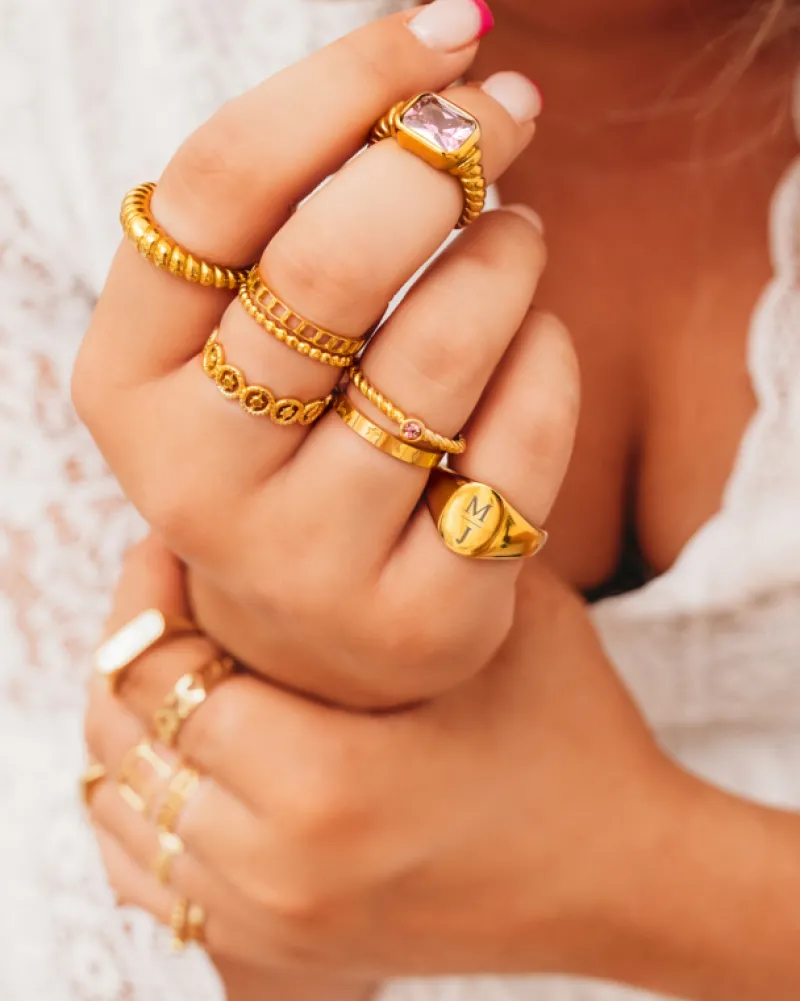 Finaste Geboortesteen ring goudkleurig Hot