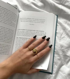 Finaste Gedraaid ringetje met steentje gold plated Best