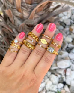 Finaste Gedraaid ringetje met steentje gold plated Best
