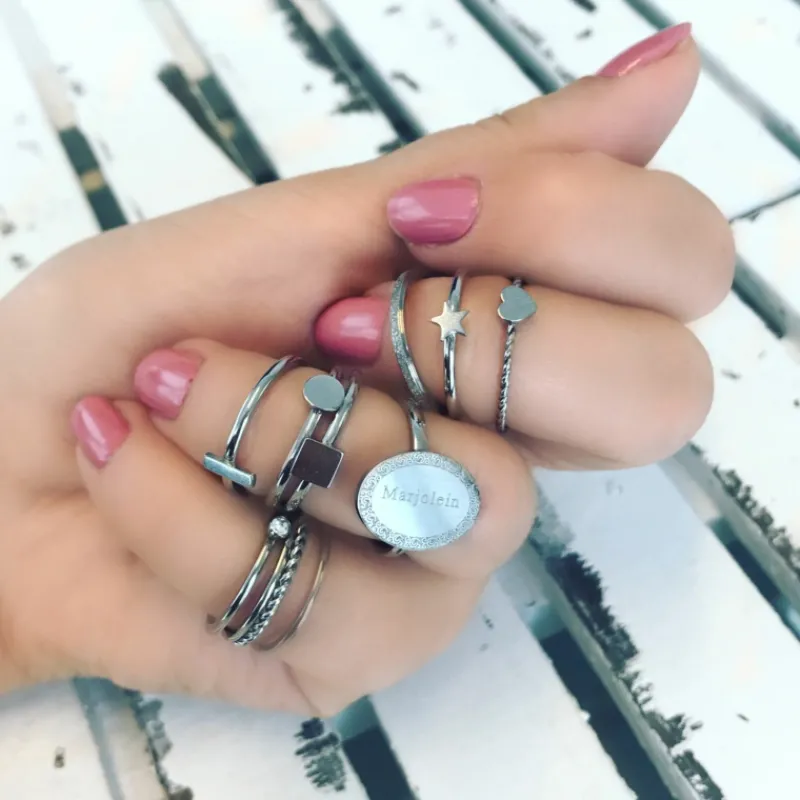 Finaste Gedraaide ring met hartje Hot