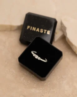Finaste Gedraaide ring three stones Fashion
