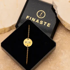 Finaste Gepersonaliseerde Armband Twee Initialen Goud Kleurig Sale