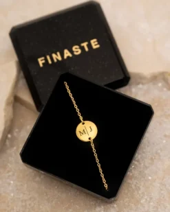 Finaste Gepersonaliseerde Armband Twee Initialen Goud Kleurig Sale