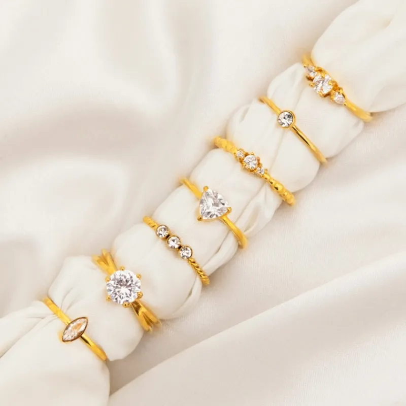 Finaste Golddigger ring triangle gold plated Outlet