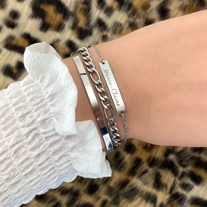 Finaste Graveerbare bar armband met sierletters Discount